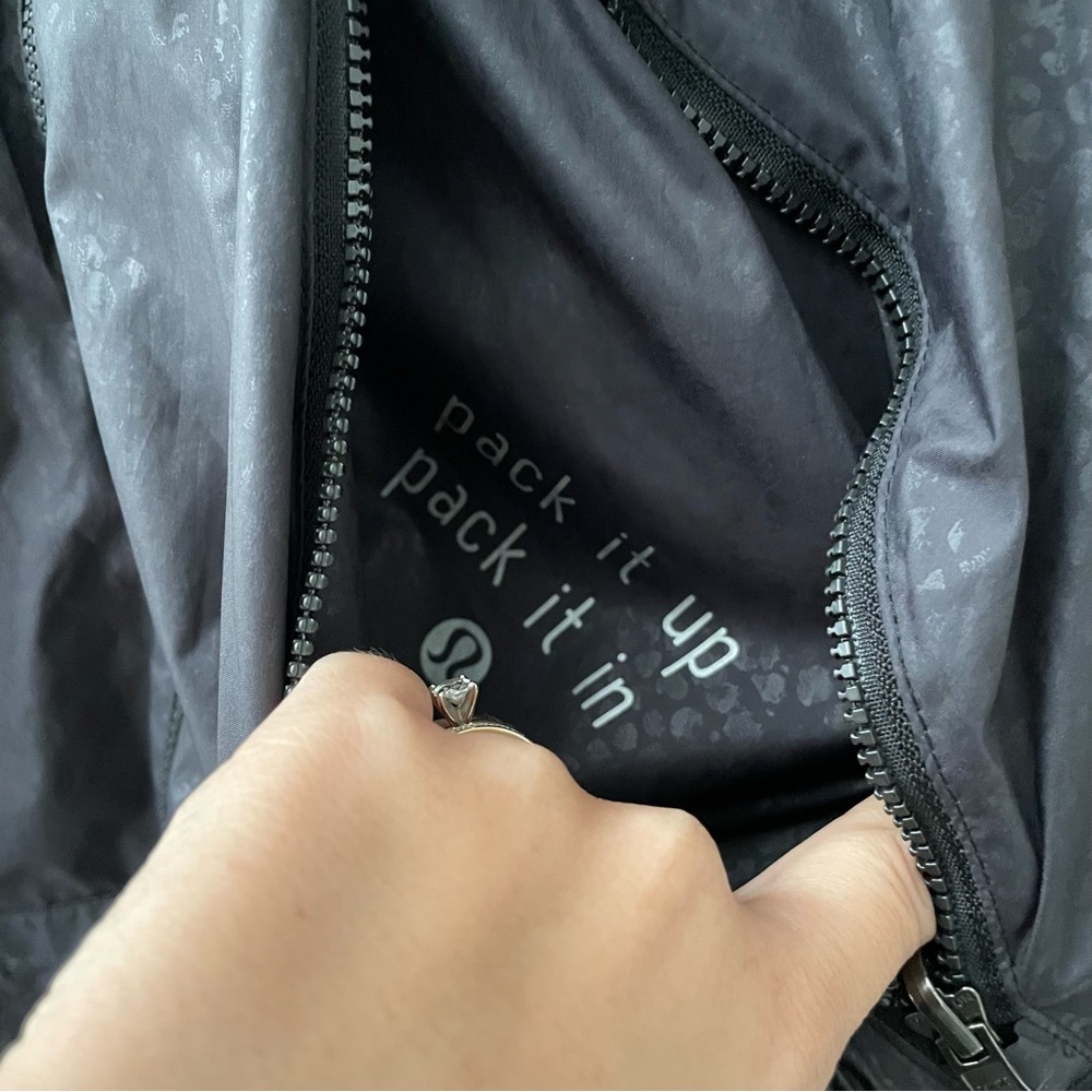 lululemon athletica Black Lightweight Hooded Windbreaker Jacket - Picture 11 of 16